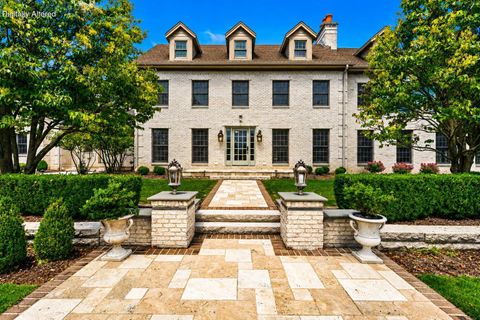 Photo of 10060 N Range Line Rd, Mequon, WI 53092 (MLS # 1937163)
