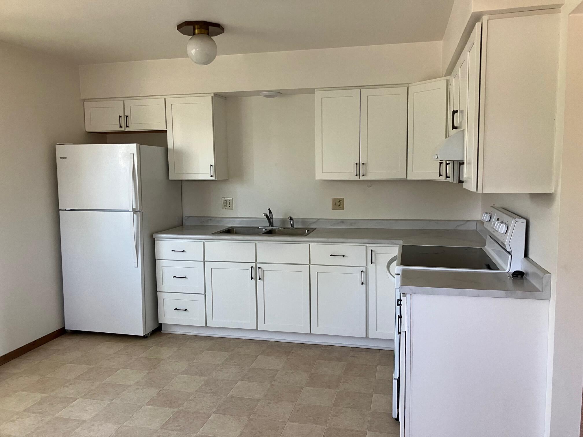 Fredonia, Wisconsin 53021, United States, 2 Bedrooms Bedrooms, ,1 BathroomBathrooms,Residential,Active,178080