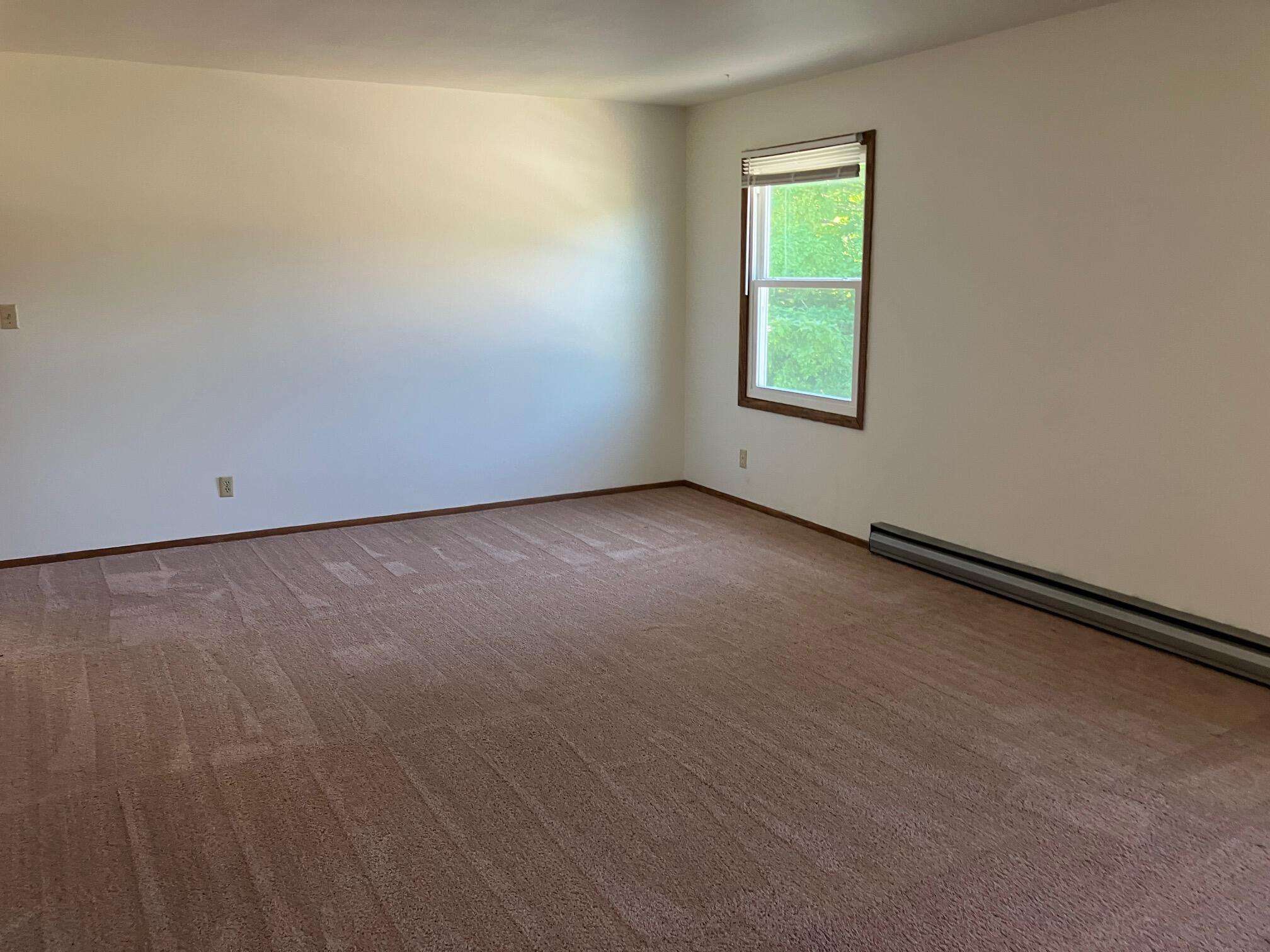 Fredonia, Wisconsin 53021, United States, 2 Bedrooms Bedrooms, ,1 BathroomBathrooms,Residential,Active,178080