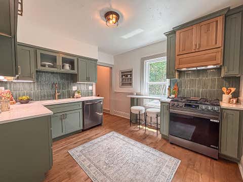 Photo of 1743 E Bennett Ave, Milwaukee, WI 53207 (MLS # 1973075)