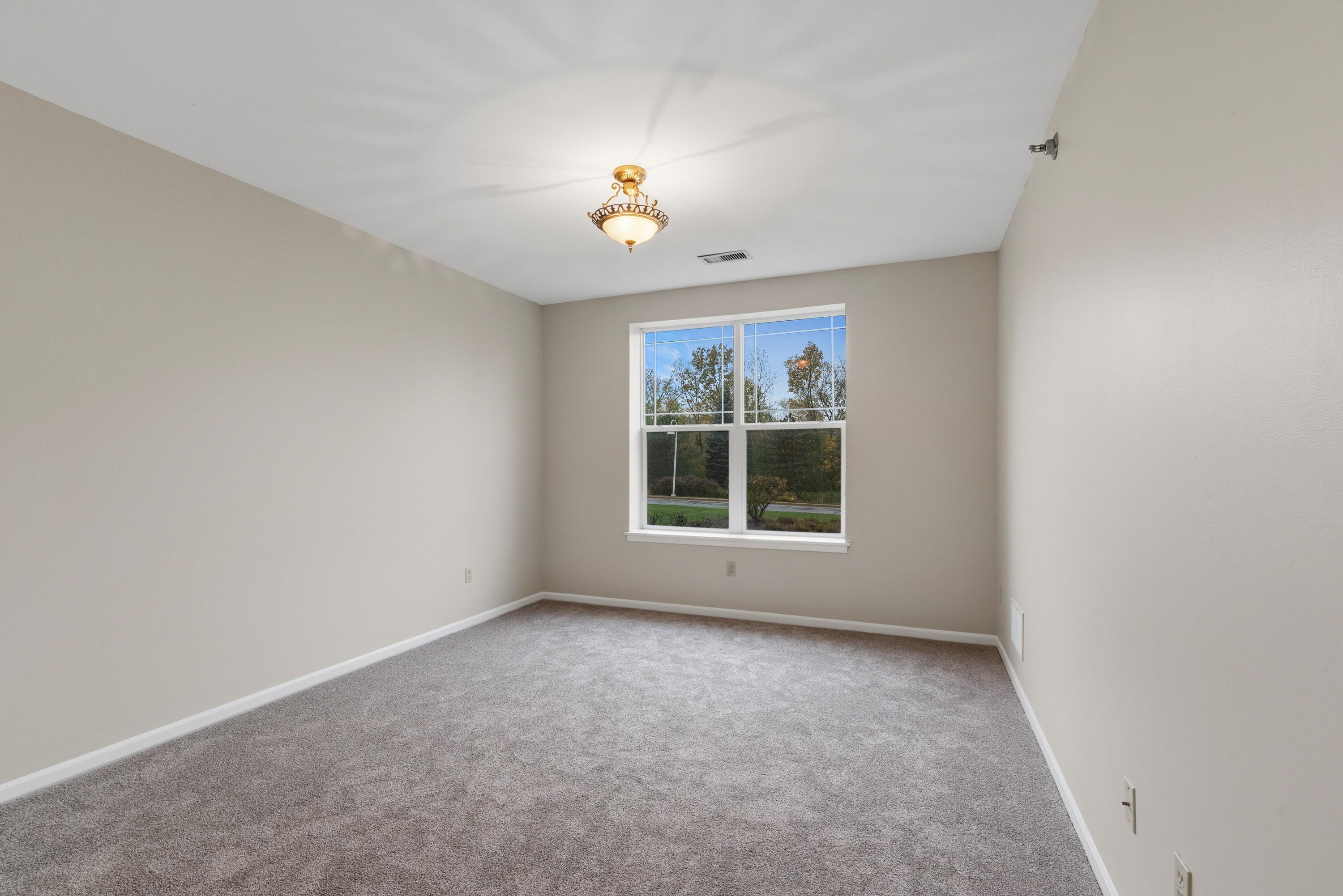 Listing 33