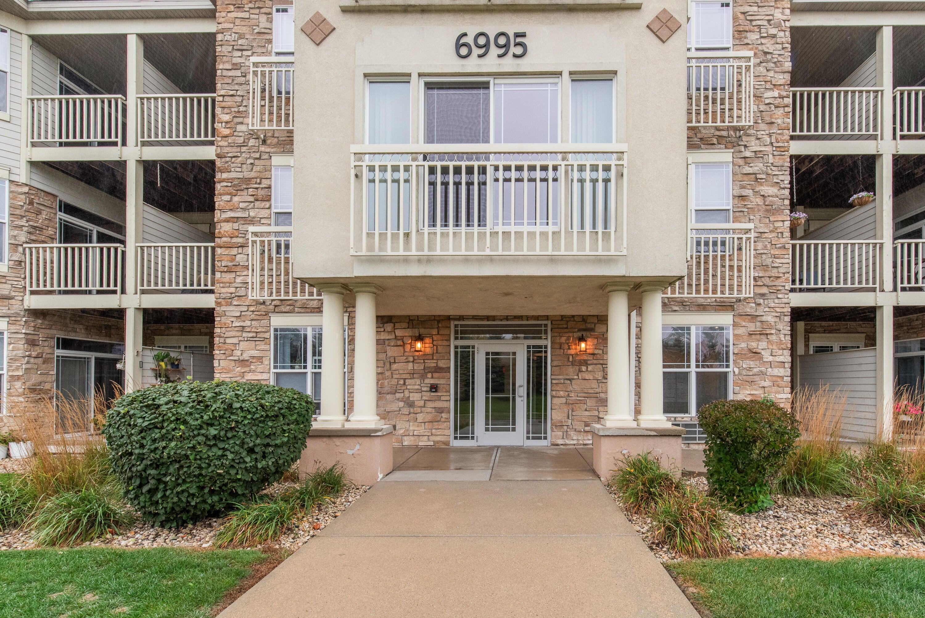 Listing 33