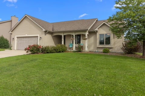 Photo of 4310 20th Pl, Kenosha, WI 53144 (MLS # 1980131)