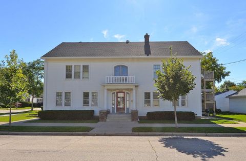 Photo of 3005 17th St, Racine, WI 53405 (MLS # 1955984)