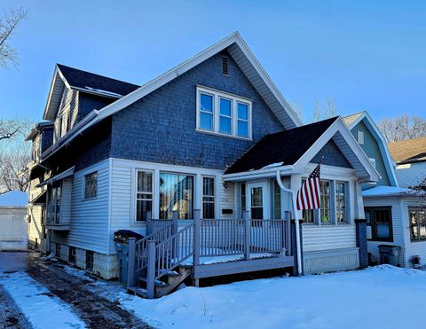 Photo of 1835 N 55th 1835A St, Milwaukee, WI 53208 (MLS # 1949697)