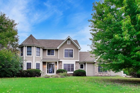 Photo of 8225 Marjorie Dr, Waterford, WI 53185 (MLS # 1985694)