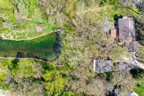 Photo of 3513 Ridge Dr, Delafield, WI 53029 (MLS # 1962316)