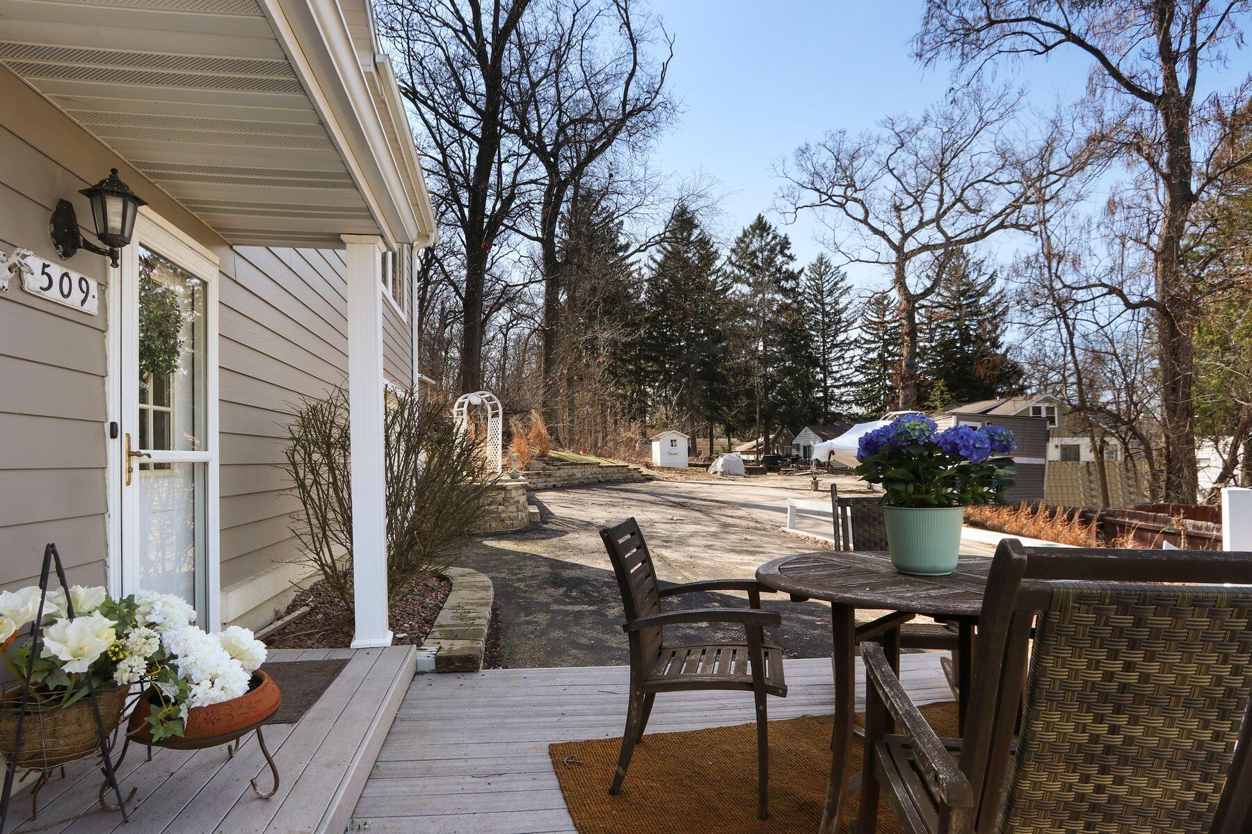 Twin Lakes, Wisconsin 53181, United States, 3 Bedrooms Bedrooms, ,3 BathroomsBathrooms,Residential,Pending,102960