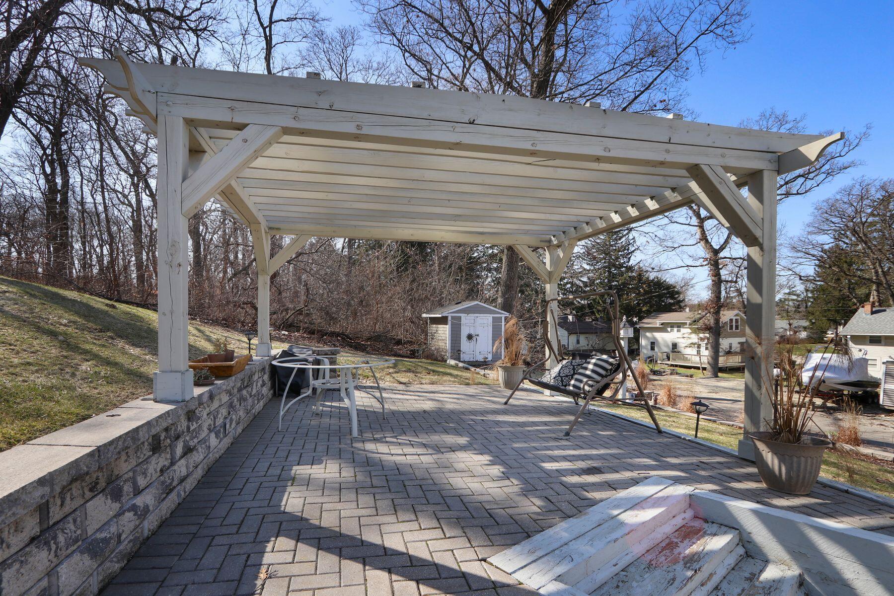 Twin Lakes, Wisconsin 53181, United States, 3 Bedrooms Bedrooms, ,3 BathroomsBathrooms,Residential,Pending,102960