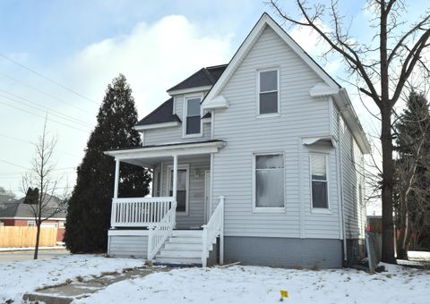 Photo of 1701 Boyd Ave, Racine, WI 53405 (MLS # 1954522)