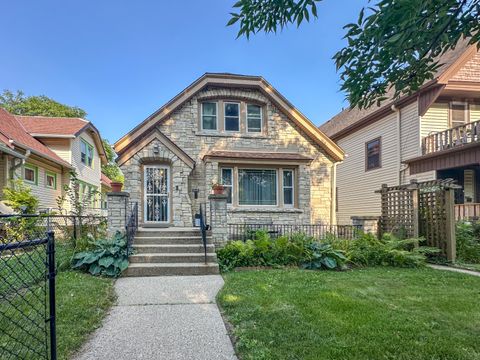 Photo of 2640 N 48th St, Milwaukee, WI 53210 (MLS # 1955784)