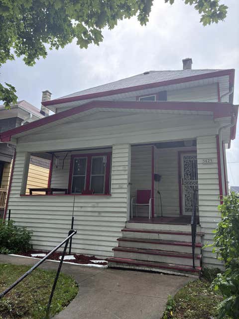 Photo of 3625 N 19th St, Milwaukee, WI 53206 (MLS # 1966228)