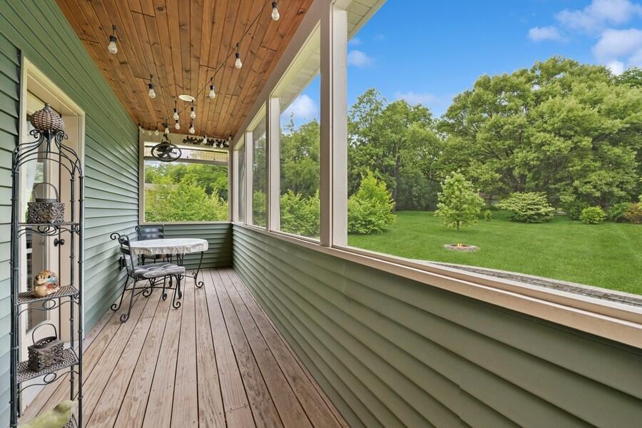 Bloomfield, Wisconsin 53128, United States, 2 Bedrooms Bedrooms, ,3 BathroomsBathrooms,Residential,Active,169367