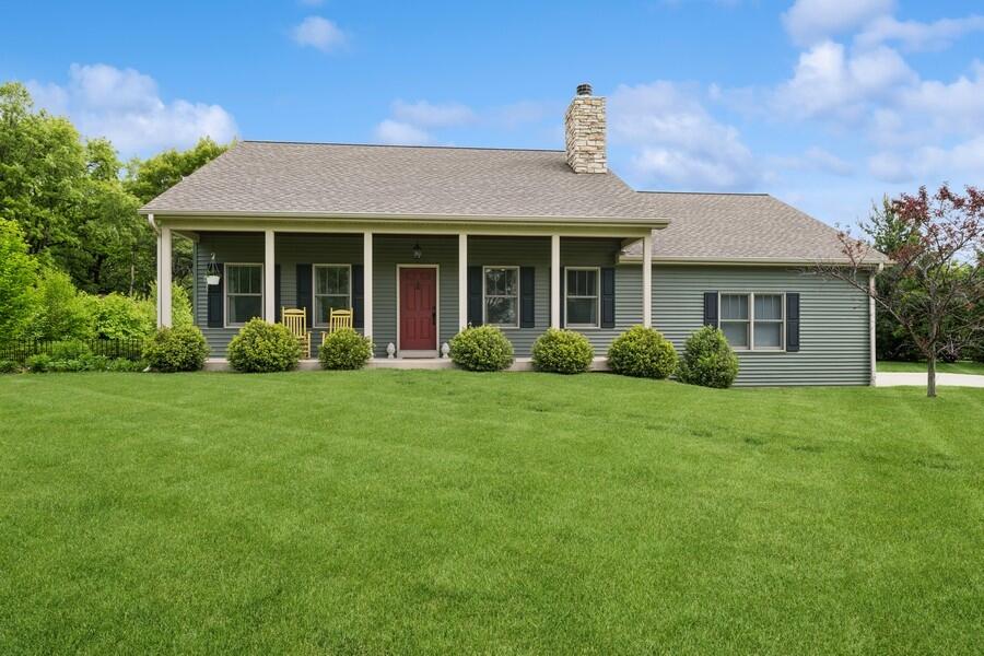 Bloomfield, Wisconsin 53128, United States, 2 Bedrooms Bedrooms, ,3 BathroomsBathrooms,Residential,Active,169367