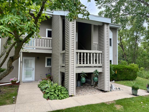 Photo of 717 E Lakeview Rd, Hustisford, WI 53034 (MLS # 1970382)