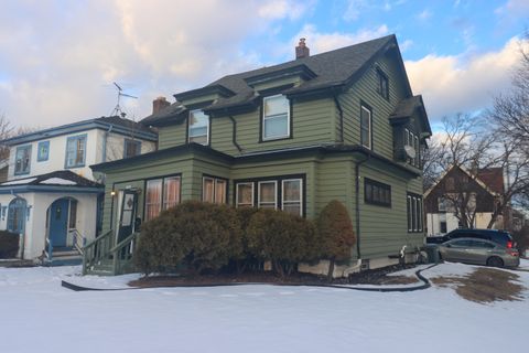 Photo of 2502 N 46th St, Milwaukee, WI 53210 (MLS # 1949981)