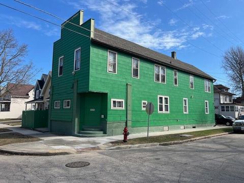 Photo of 1515 54th St, Kenosha, WI 53140 (MLS # 1944137)