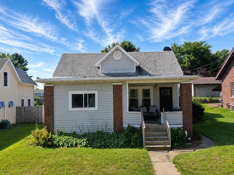 Photo of 427 South St, Cashton, WI 54619 (MLS # 1975538)