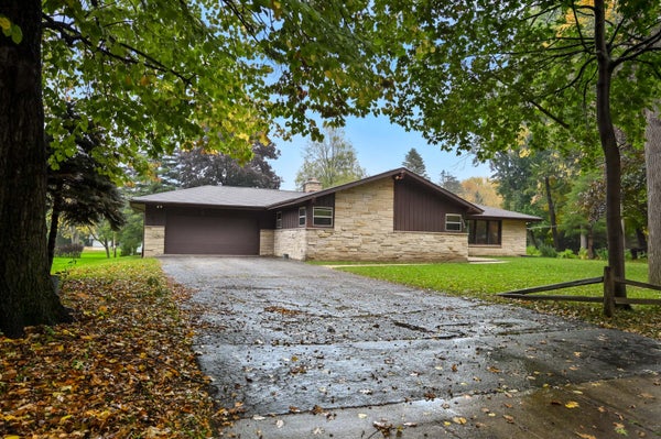 5236 S 44TH ST, MILWAUKEE, WI 53220 - Image 310f5a6df38fc2f7da19b752f79224bb/27850826