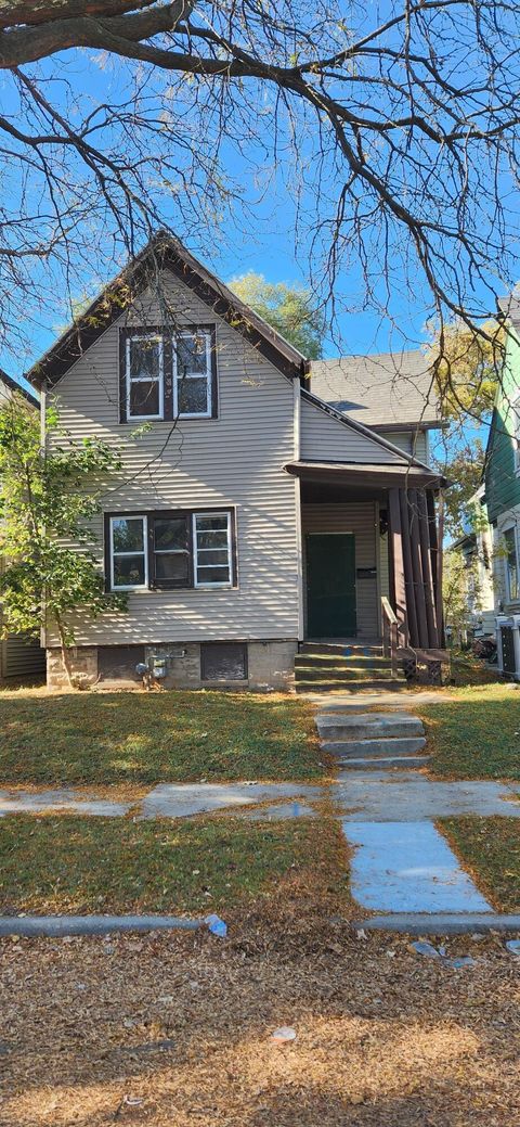 Photo of 2851 N 11th St, Milwaukee, WI 53206 (MLS # 1941108)