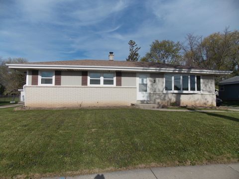5354 S 9th St, Milwaukee, WI 53221 - #: 1917692