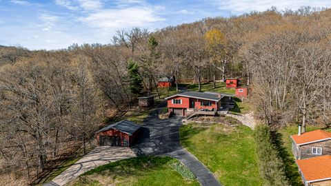 Photo of W25512 Sullivan Rd, Trempealeau, WI 54661 (MLS # 1958845)
