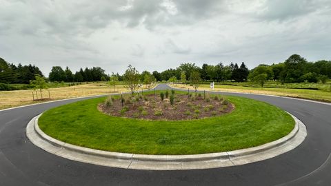 Photo of 3620 W Club Cir, Mequon, WI 53092 (MLS # 1945561)