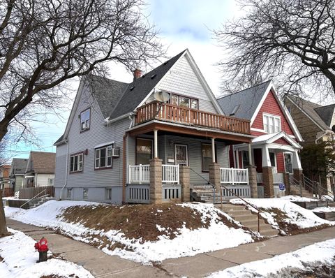 Photo of 600 E Burleigh St, Milwaukee, WI 53212 (MLS # 1951602)