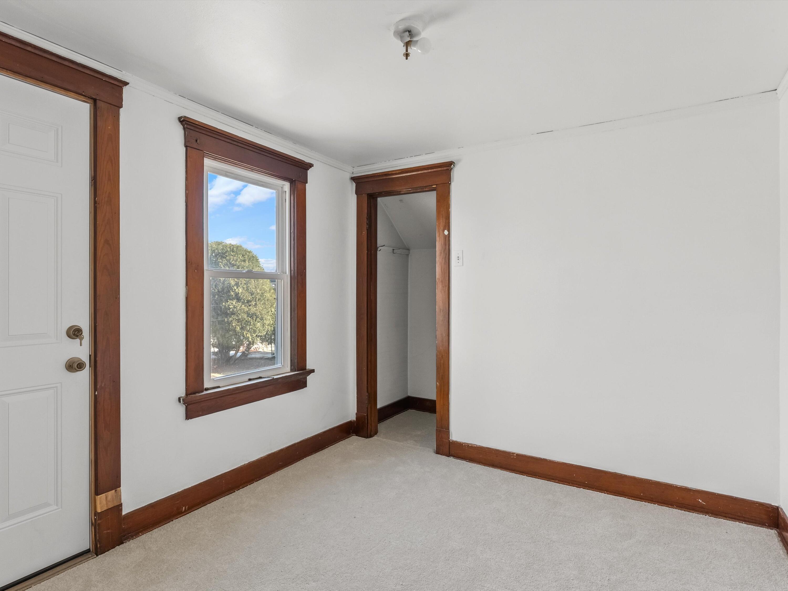 Manitowoc, Wisconsin 54220, United States, 3 Bedrooms Bedrooms, ,1 BathroomBathrooms,Residential,Active,87616