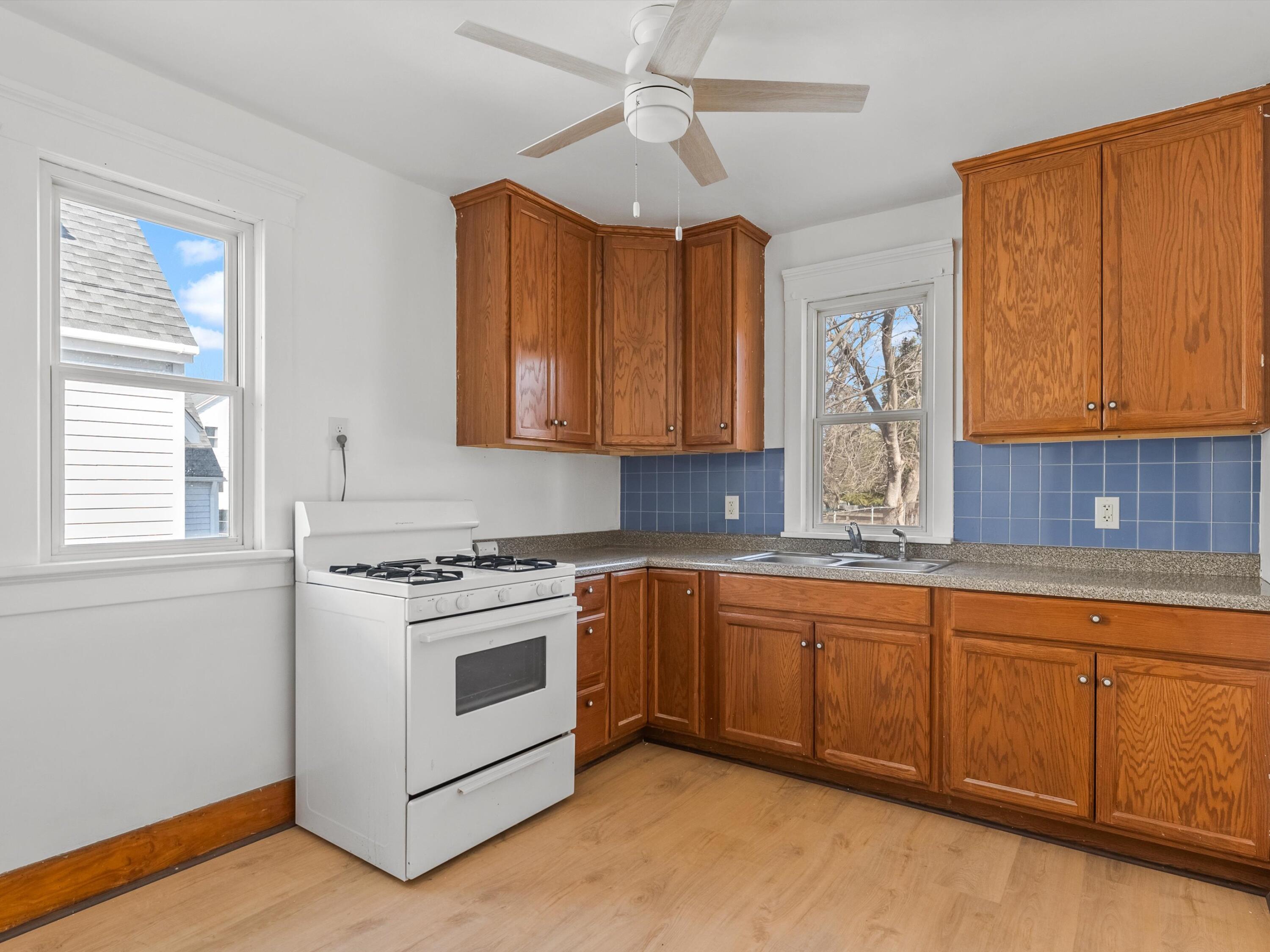 Manitowoc, Wisconsin 54220, United States, 3 Bedrooms Bedrooms, ,1 BathroomBathrooms,Residential,Active,87616