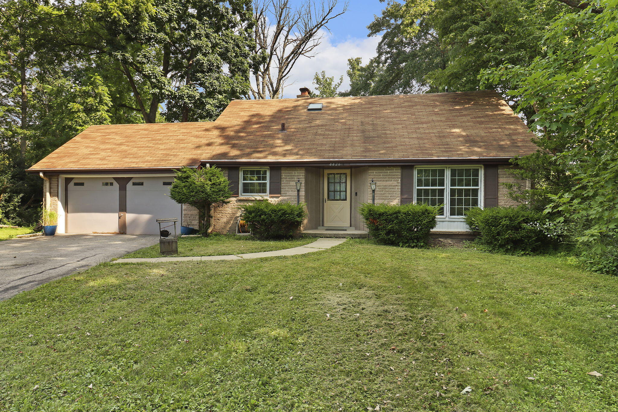 Caledonia, Wisconsin 53406, United States, 4 Bedrooms Bedrooms, ,3 BathroomsBathrooms,Residential,Active,193904