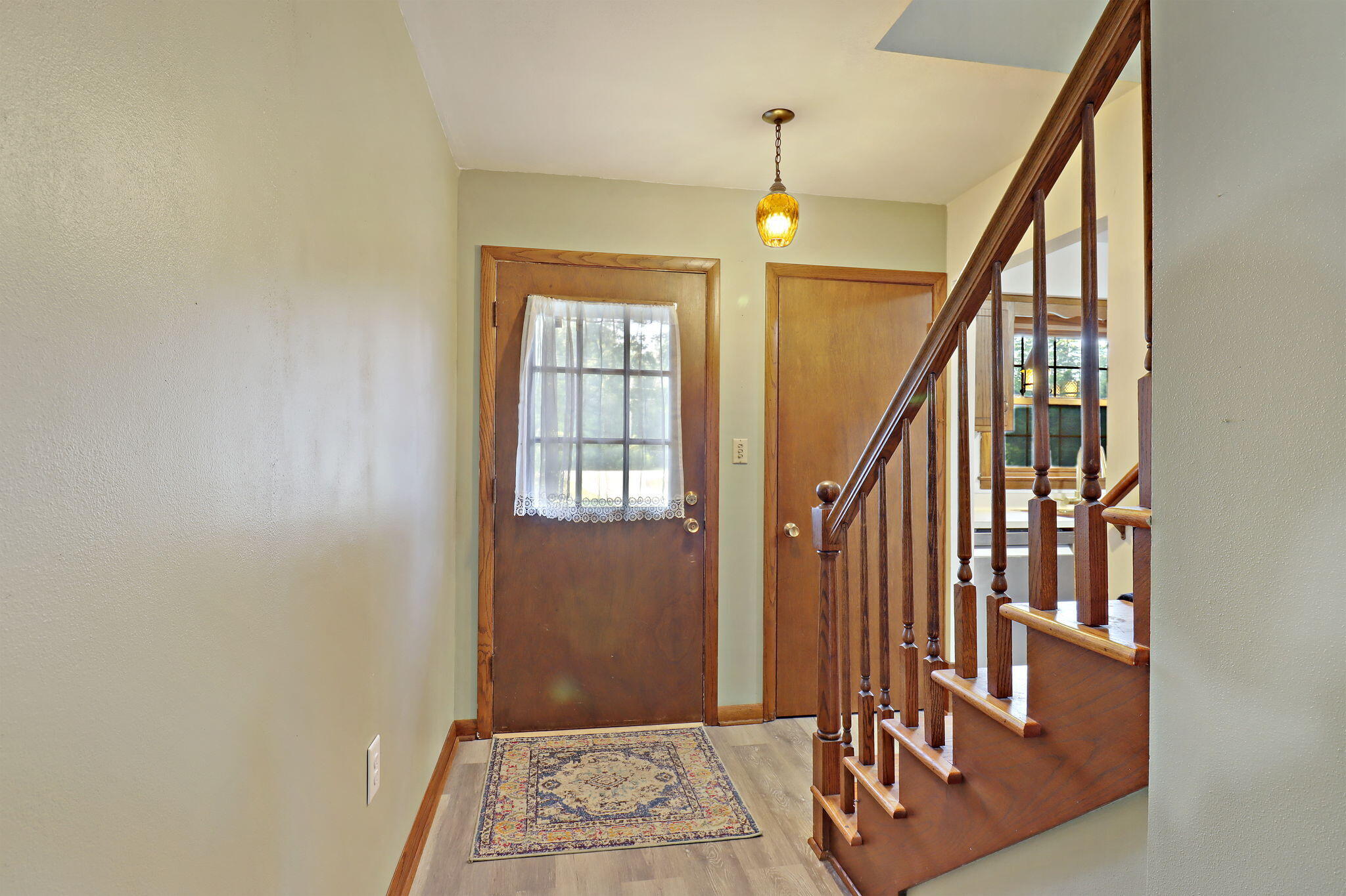 Caledonia, Wisconsin 53406, United States, 4 Bedrooms Bedrooms, ,3 BathroomsBathrooms,Residential,Active,193904