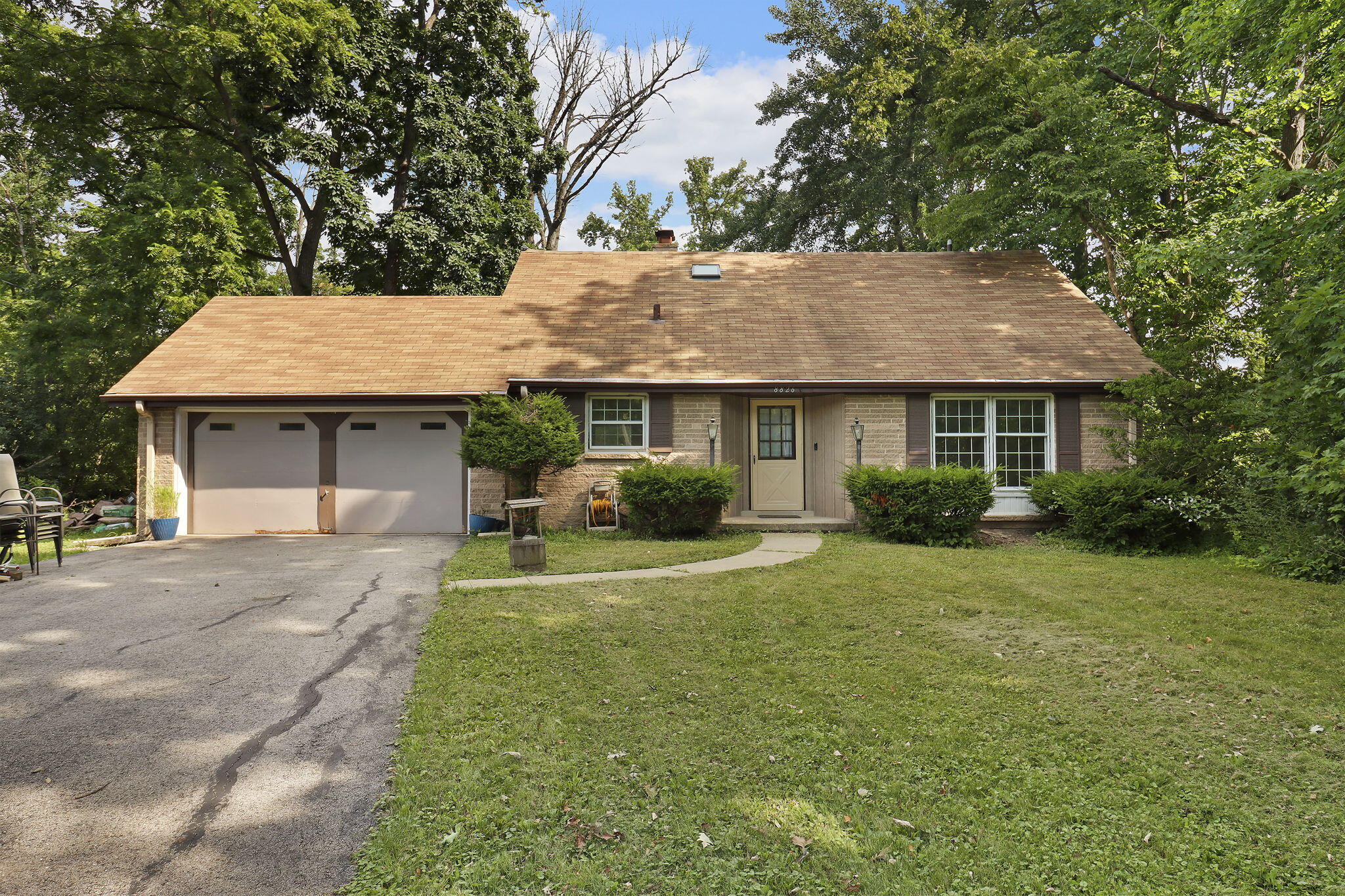 Caledonia, Wisconsin 53406, United States, 4 Bedrooms Bedrooms, ,3 BathroomsBathrooms,Residential,Active,193904