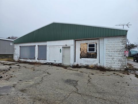 Photo of 108 S 4th Ave, Saint Nazianz, WI 54232 (MLS # 1956318)