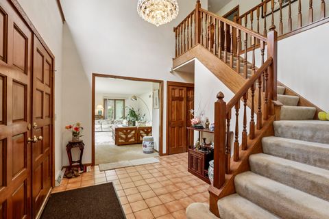 1168 W Manor Ln, River Hills, WI 53217 - #: 1927093
