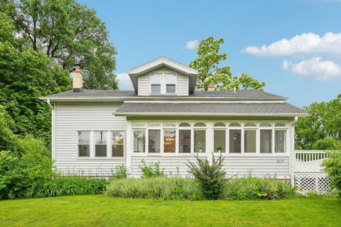 Photo of 3615 W Cold Spring Rd, Greenfield, WI 53221 (MLS # 1968376)