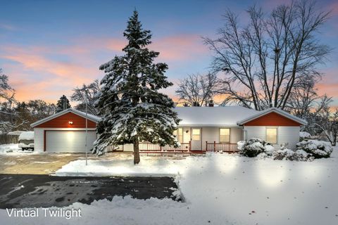 Photo of 3349 E Puetz Rd, Oak Creek, WI 53154 (MLS # 1943826)