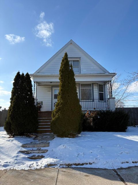 Photo of 3543 S 17th St, Milwaukee, WI 53221 (MLS # 1950244)