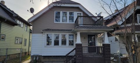 Photo of 3827 N 24th Pl, Milwaukee, WI 53206 (MLS # 1956412)