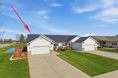 Photo of 11 S 1st St, Oostburg, WI 53070 (MLS # 1959230)