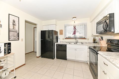 Photo of 5820 Cambridge Ln, Mount Pleasant, WI 53406 (MLS # 1939667)