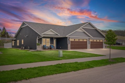 Photo of 6225 River Run Rd, La Crosse, WI 54601 (MLS # 1961403)
