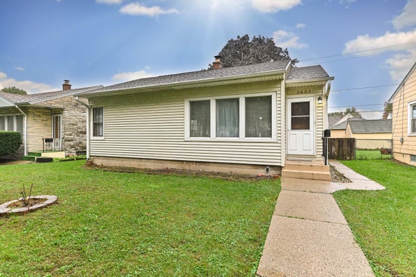 3803 S 20TH ST, MILWAUKEE, WI 53221 - Image 33d2f9be1aa4368f0b0c8cbd7e8a31d8/3900516254