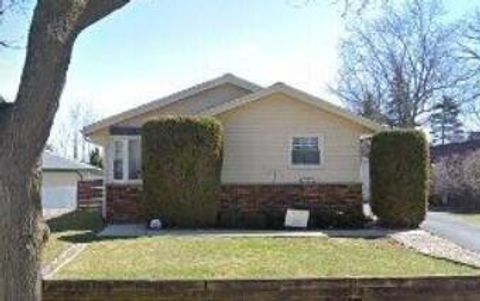 Photo of 3406 S 93rd St, Milwaukee, WI 53227 (MLS # 1958355)