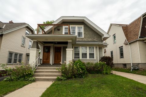 Photo of 932 N 68th St, Wauwatosa, WI 53213 (MLS # 1963267)