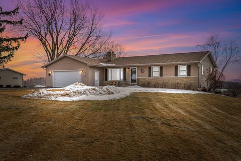 Photo of W3849 US Highway 14/61 -, Greenfield, WI 54601 (MLS # 1956665)