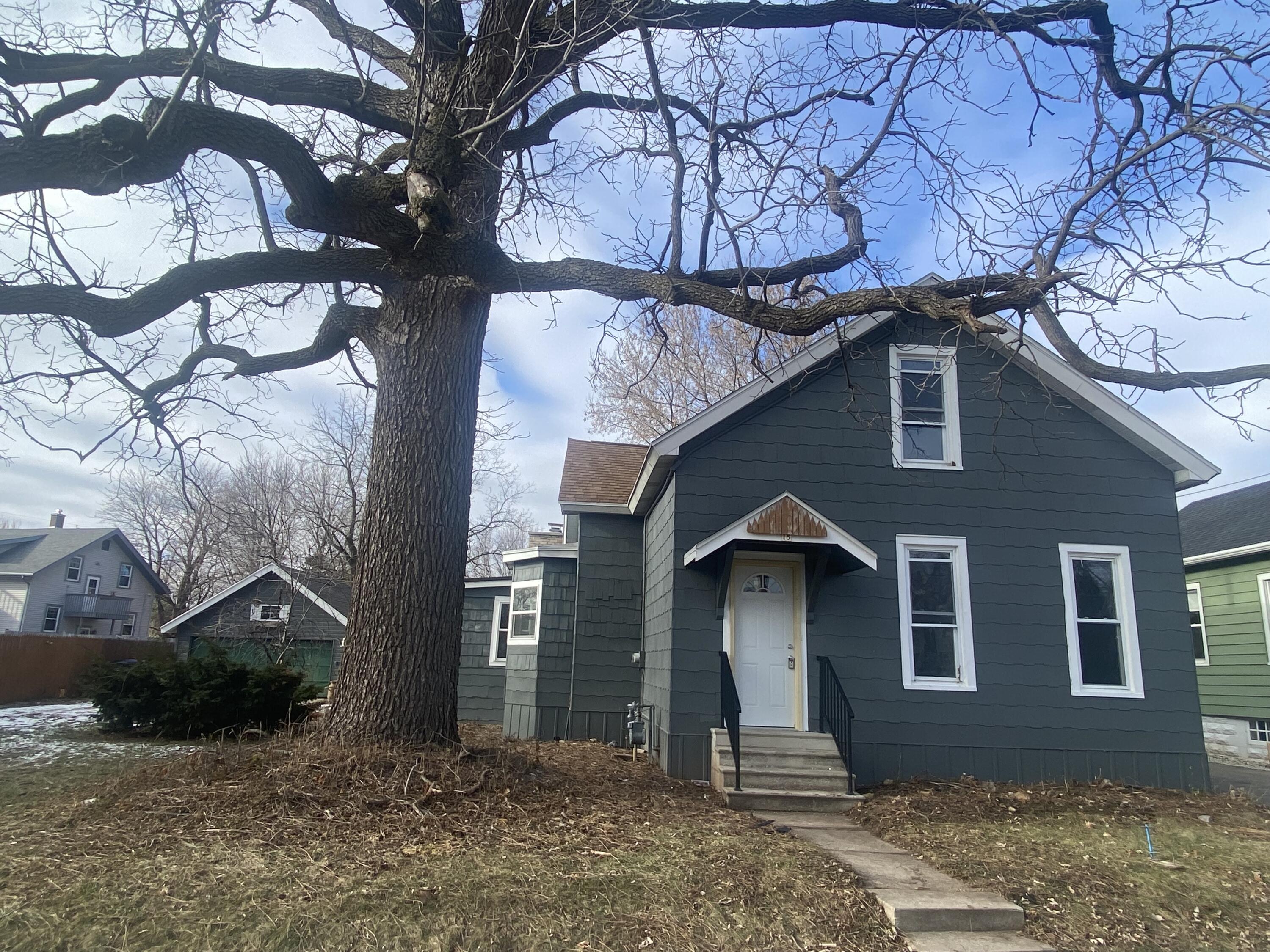 Oshkosh, Wisconsin 54901, United States, 3 Bedrooms Bedrooms, ,3 BathroomsBathrooms,Residential,Active,24812 Oshkosh, Wisconsin 54901, United States, 3 Bedrooms Bedrooms, ,3 BathroomsBathrooms,Residential,Active,24812