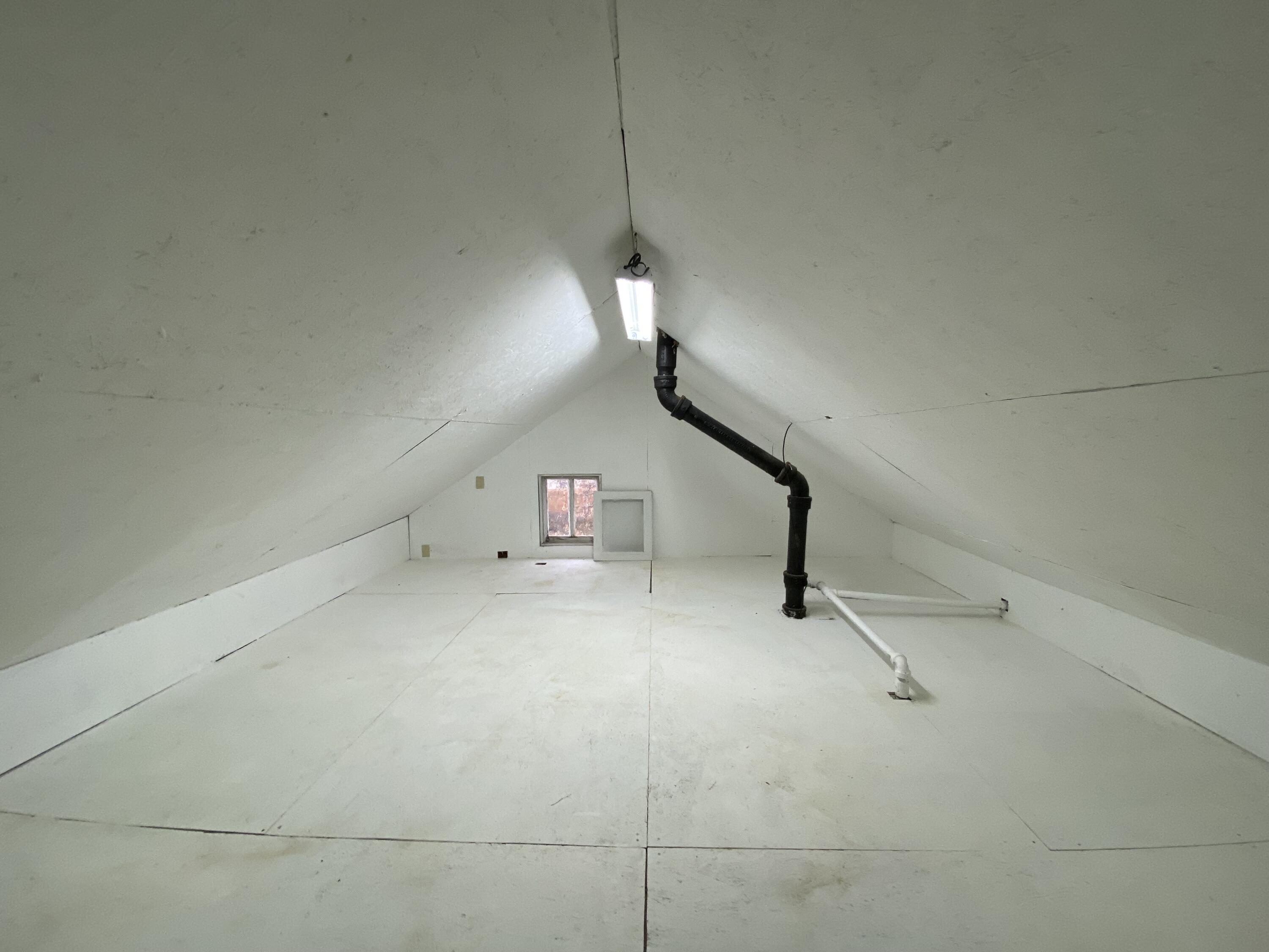 Oshkosh, Wisconsin 54901, United States, 3 Bedrooms Bedrooms, ,3 BathroomsBathrooms,Residential,Active,24812