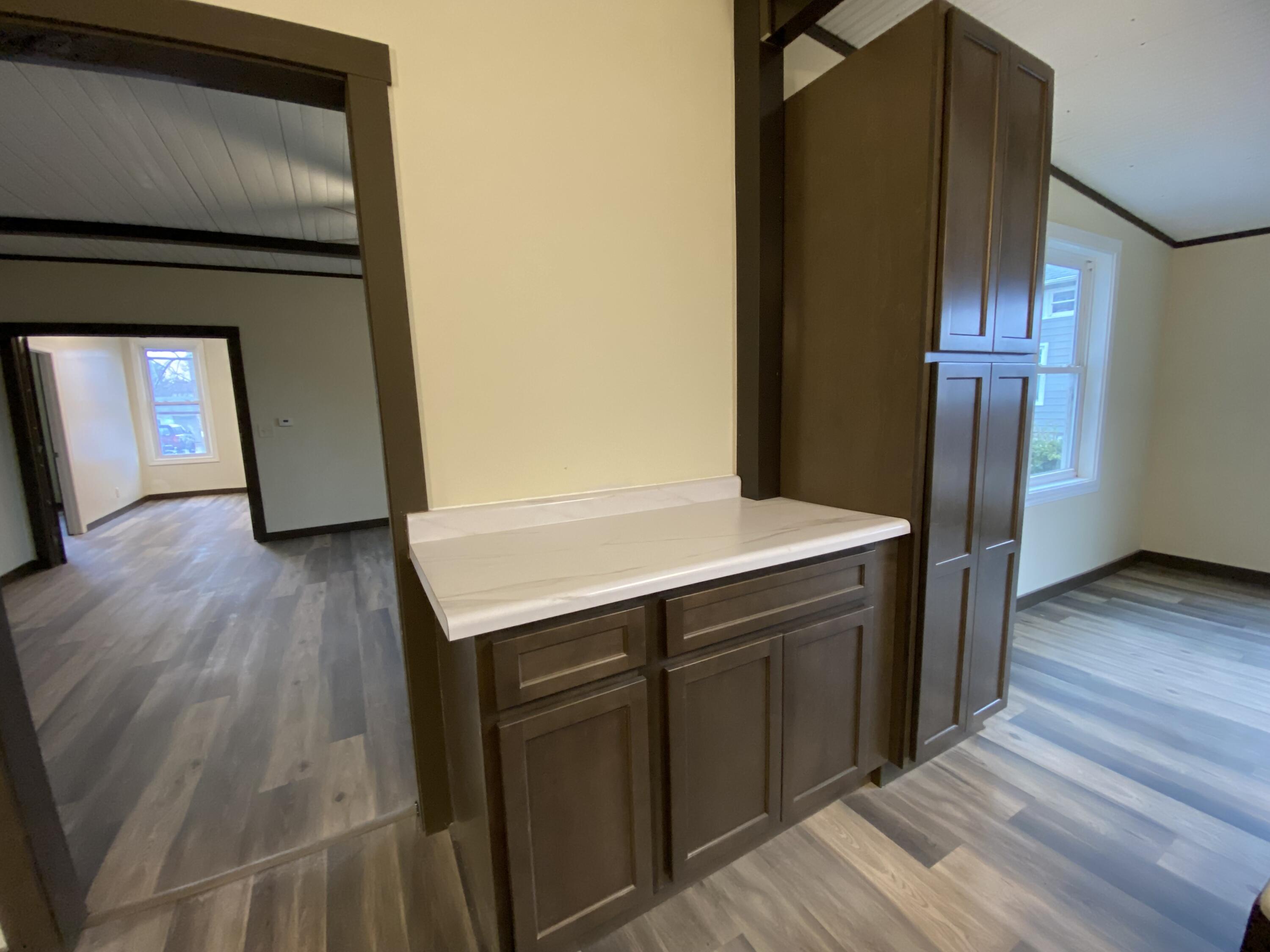 Oshkosh, Wisconsin 54901, United States, 3 Bedrooms Bedrooms, ,3 BathroomsBathrooms,Residential,Active,24812