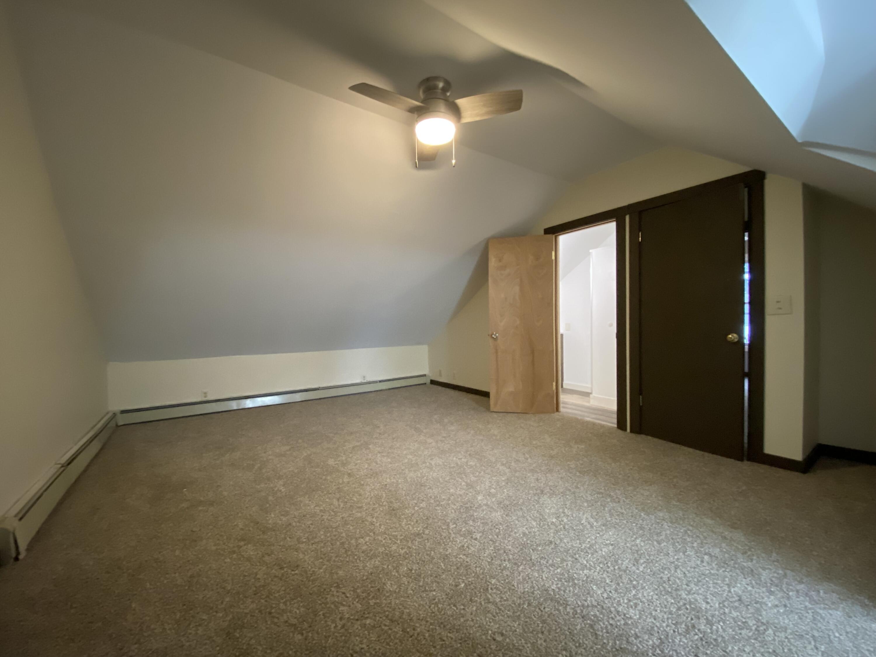 Oshkosh, Wisconsin 54901, United States, 3 Bedrooms Bedrooms, ,3 BathroomsBathrooms,Residential,Active,24812